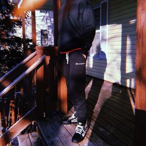 Meet your Posher, Damon